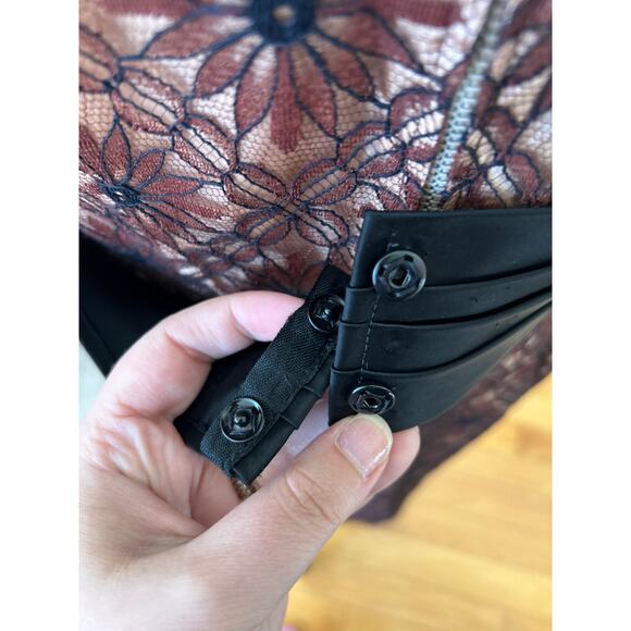 Vintage Brown Lace 50s 60s Black Band Sheath Dress - Picture 5 of 9